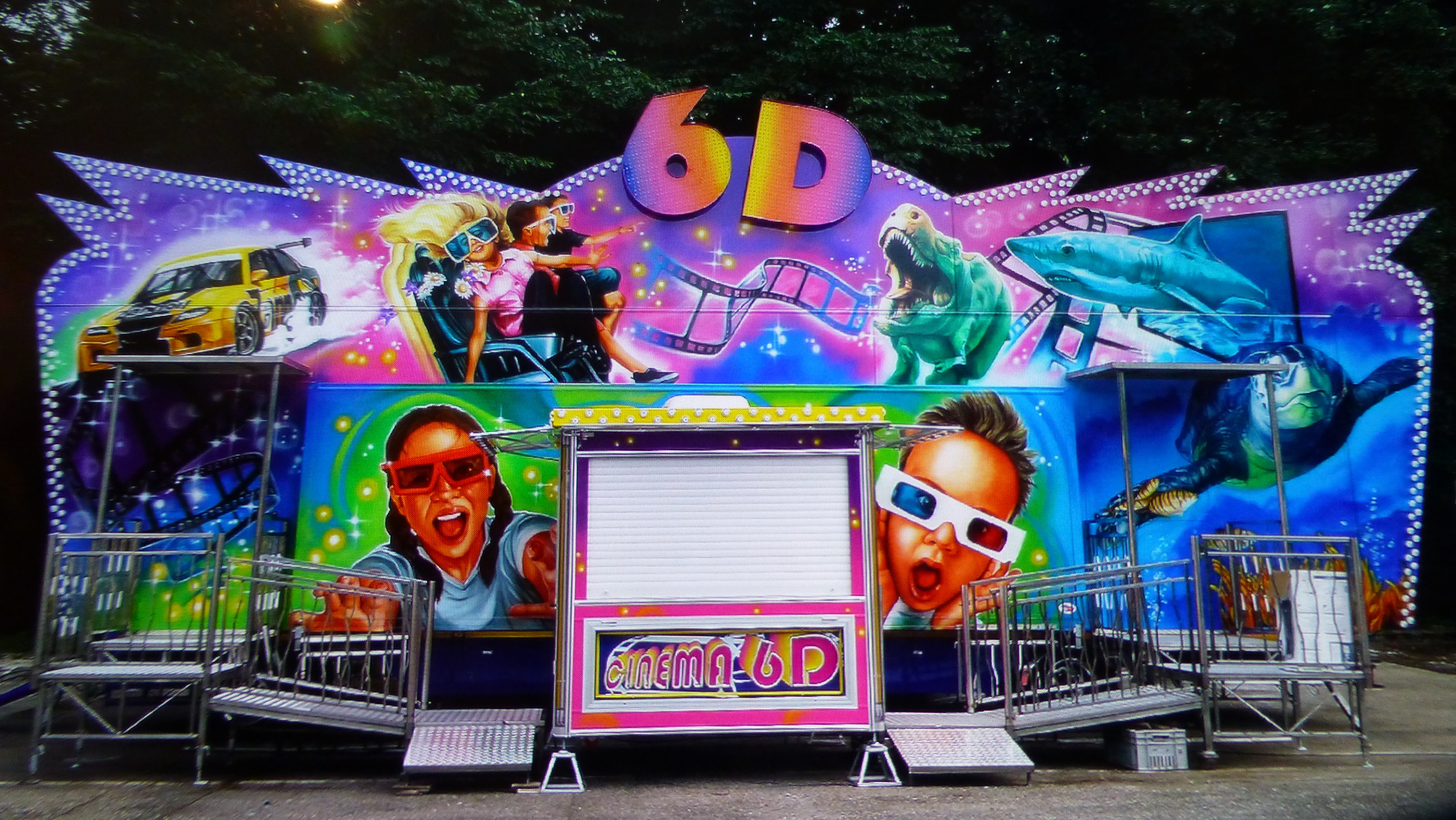 Cinéma 6D, vue extérieure - Photo 0